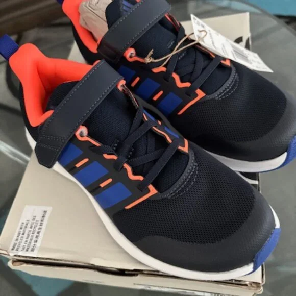 Brand New in Box Adidas FortaRun 2 Size 4 - Picture 8 of 8